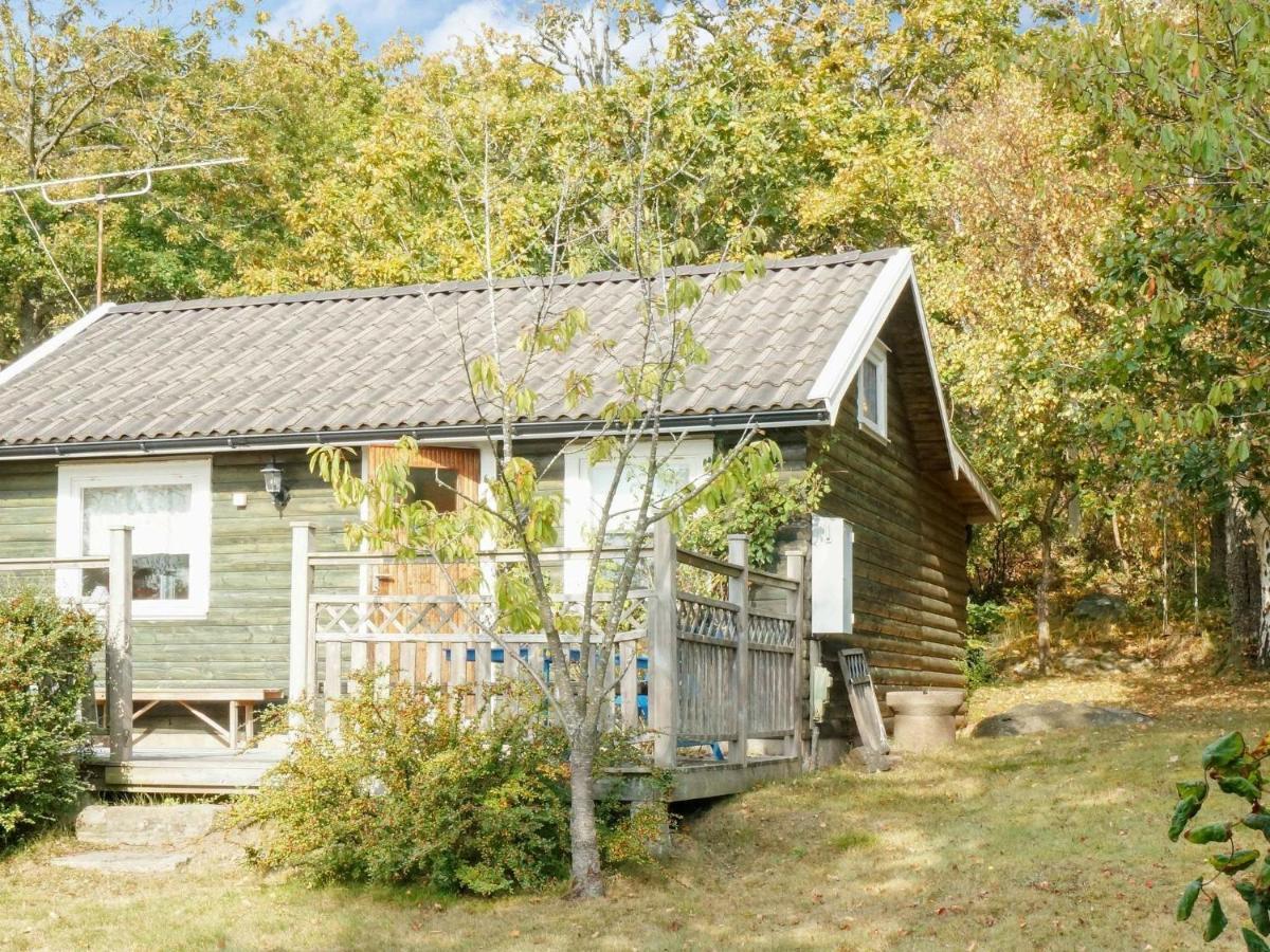 4 Person Holiday Home In Ugglarp Kültér fotó